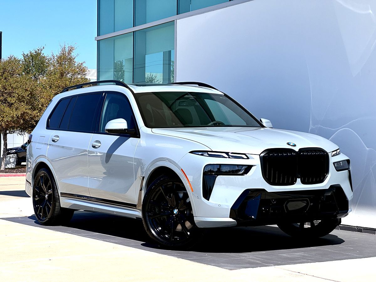 2026 BMW X7