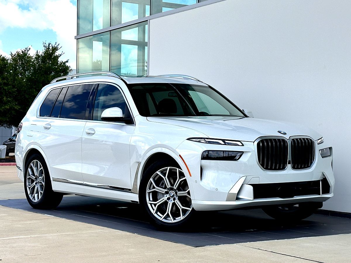 2026 BMW X7