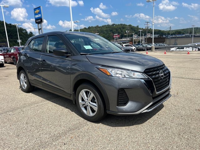 2025 Nissan Kicks Play