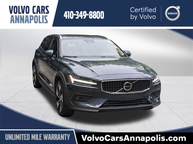 2024 Volvo V60 Cross Country