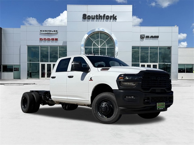 2026 RAM 3500 Chassis Cab