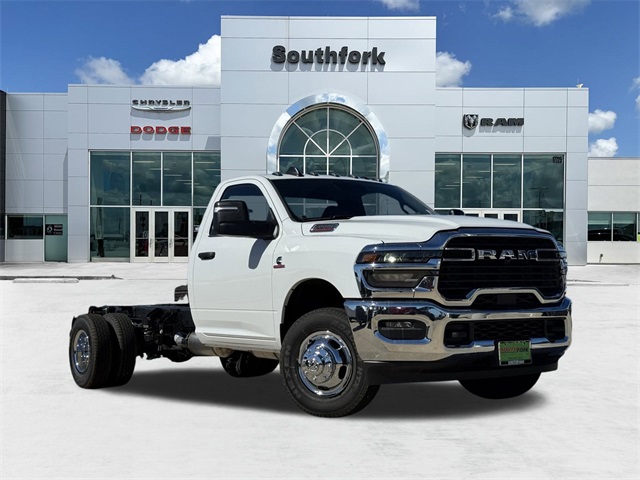 2026 RAM 3500 Chassis Cab