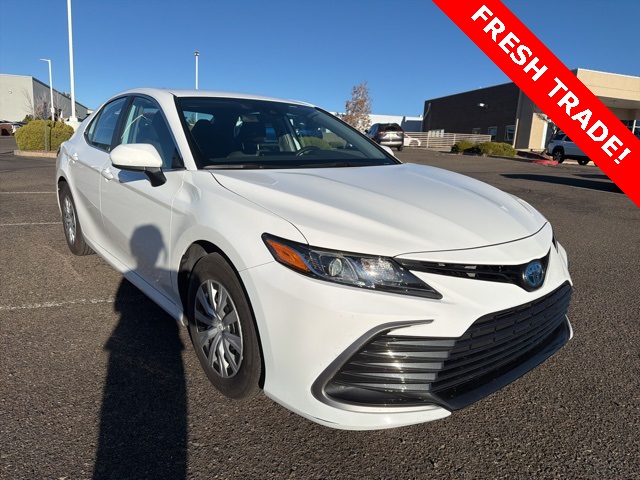 2024 Toyota Camry Hybrid LE