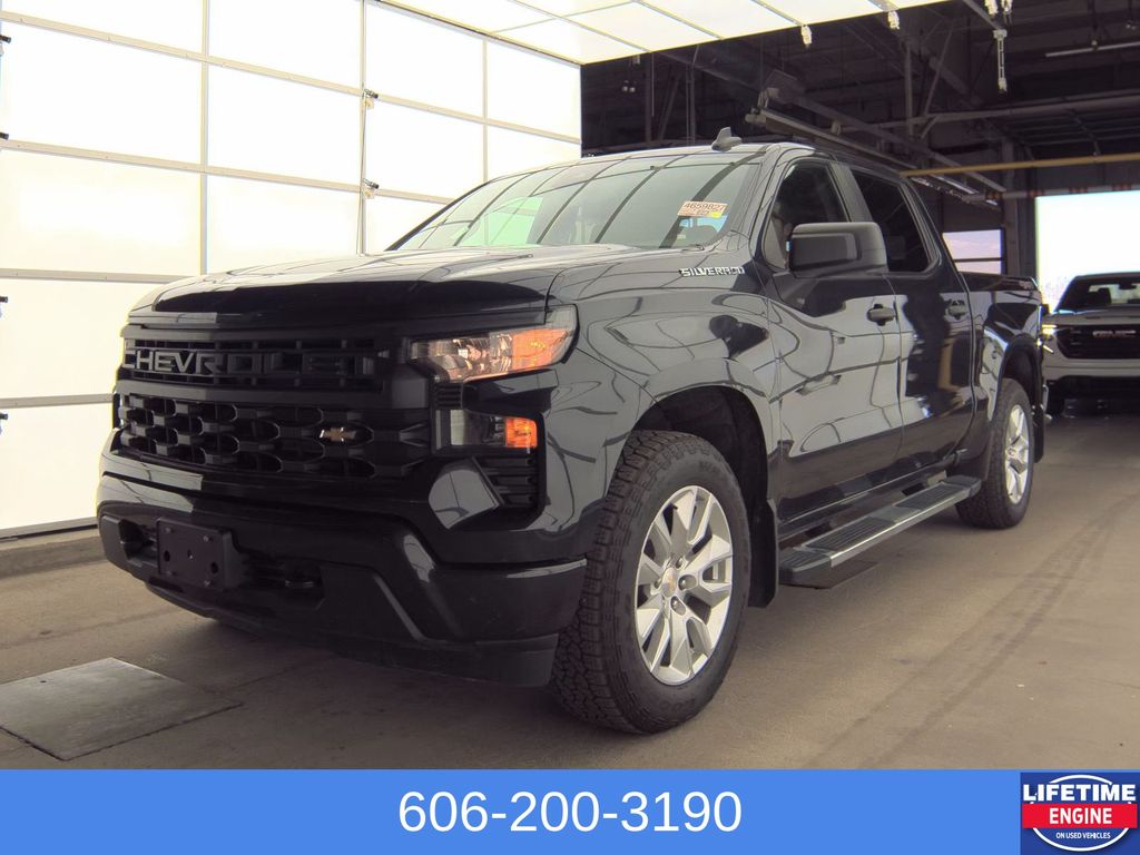 2023 Chevrolet Silverado 1500 Custom