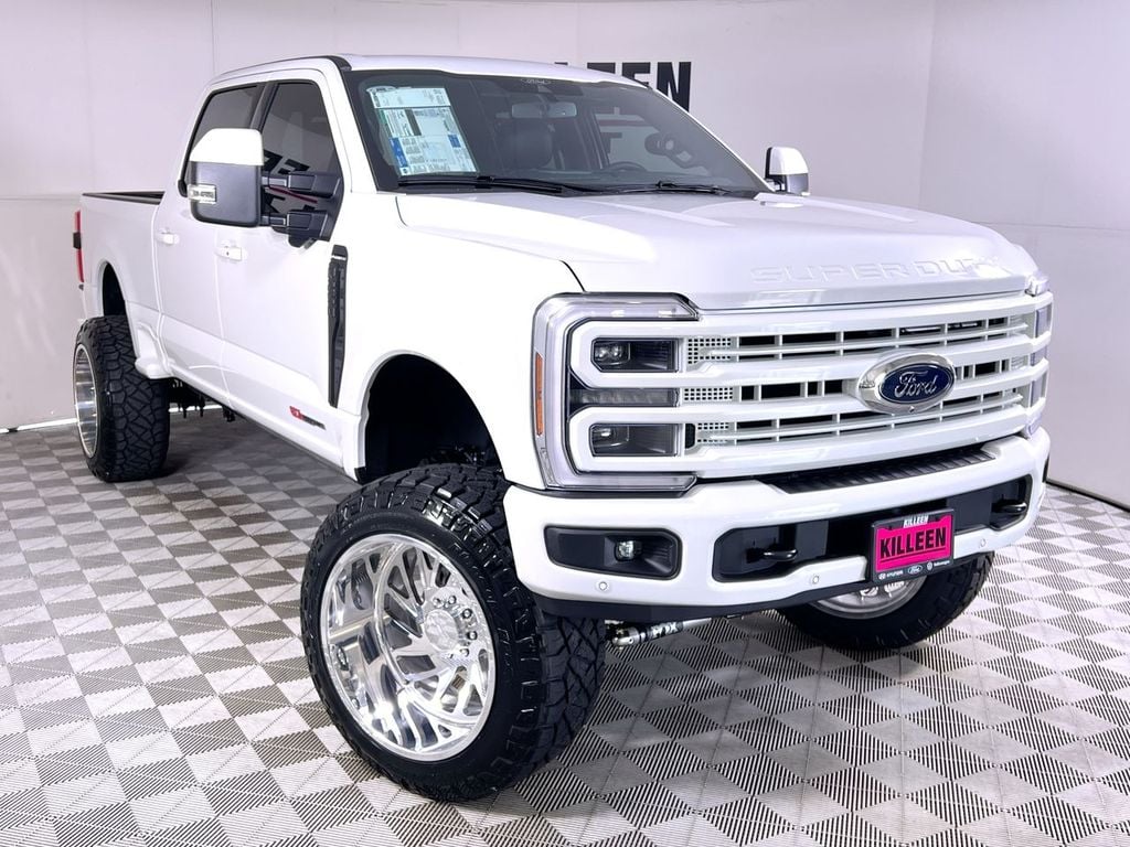 Photo of 2025 Ford Super Duty F-250 SRW Platinum