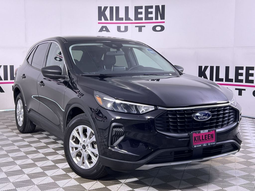 2024 Ford Escape