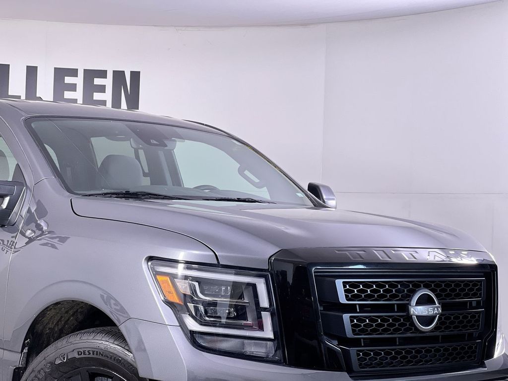 2023 Nissan Titan