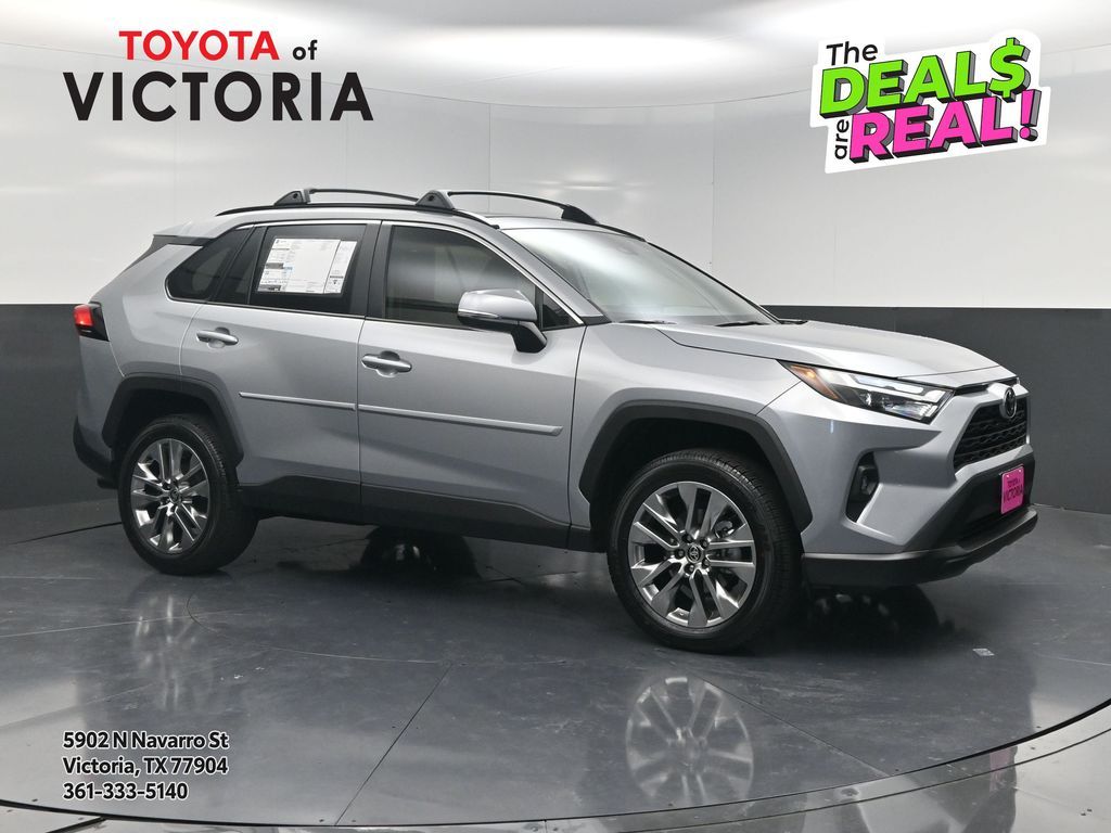 2025 Toyota RAV4 XLE Premium