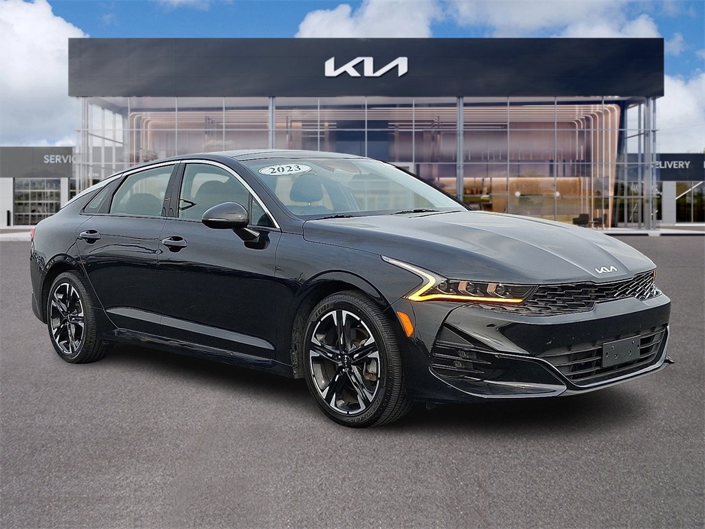 2023 Kia K5