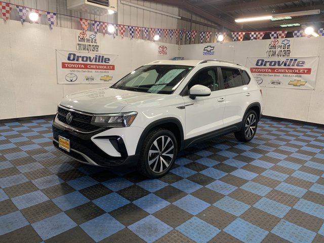 2024 Volkswagen Taos SE