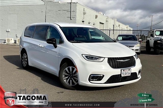 2024 Chrysler Pacifica