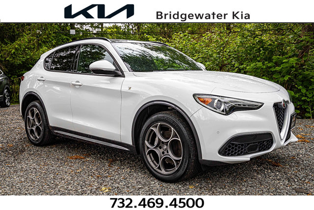2022 Alfa Romeo Stelvio