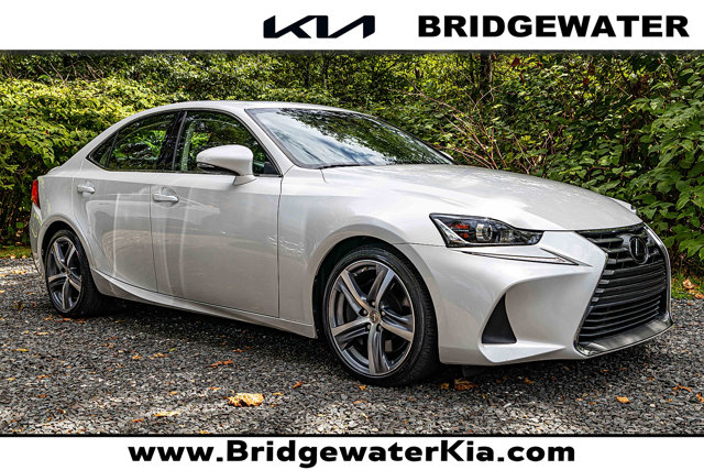 2019 Lexus IS