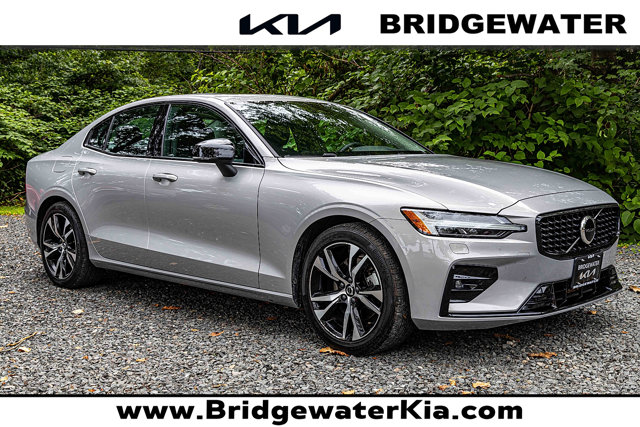 2025 Volvo S60