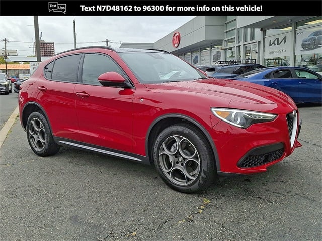 2022 Alfa Romeo Stelvio