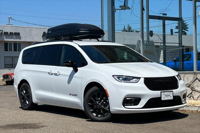 2025 Chrysler Pacifica