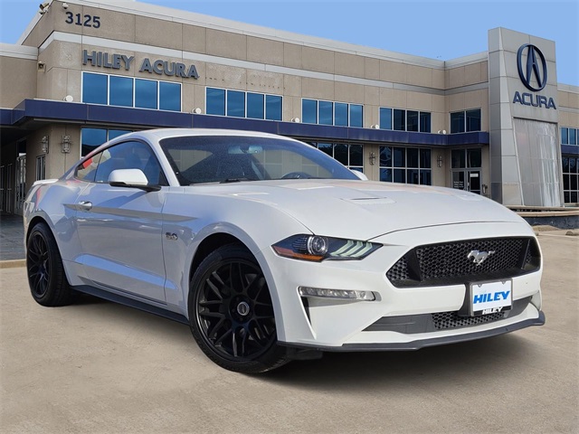 2020 Ford Mustang