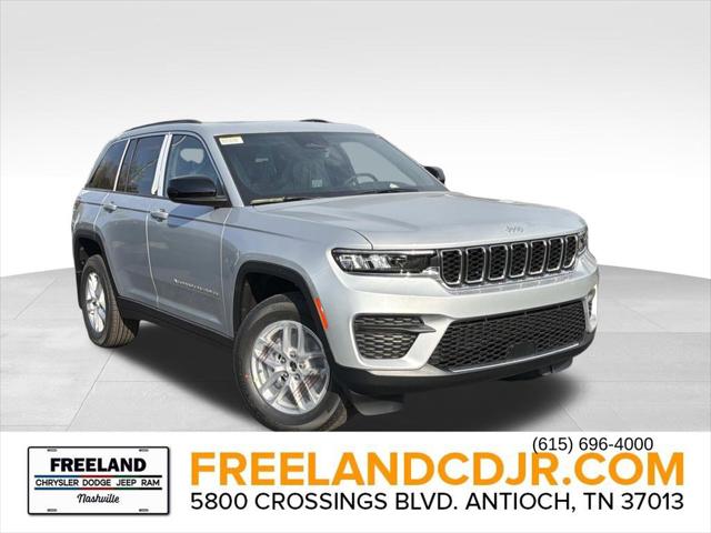 Photo of a 2025 Jeep Grand Cherokee Grand Cherokee Laredo X 4X4 for sale