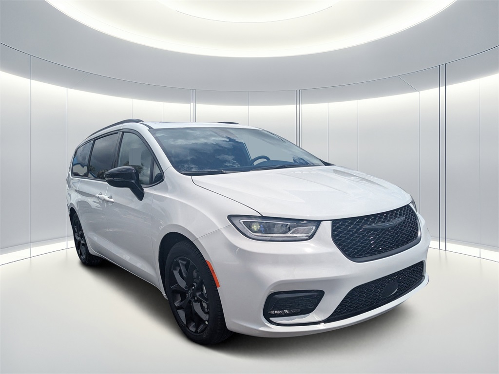 2026 Chrysler Pacifica