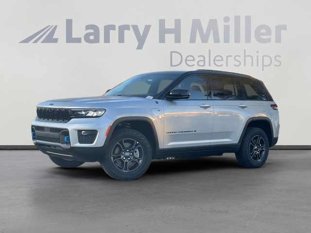 2025 Jeep Grand Cherokee 4xe Trailhawk