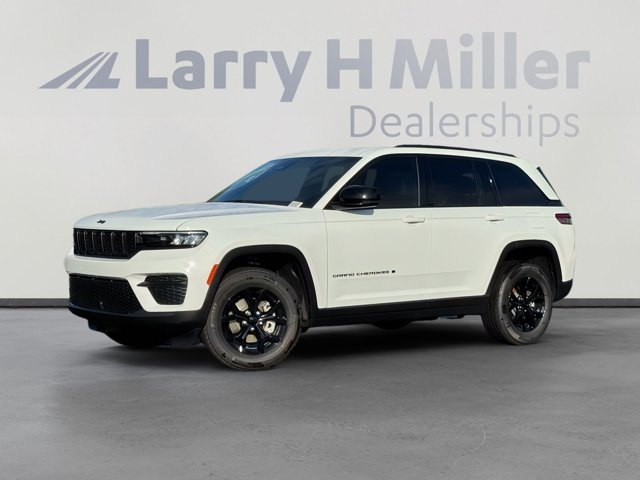 2025 Jeep Grand Cherokee LAREDO 4X4