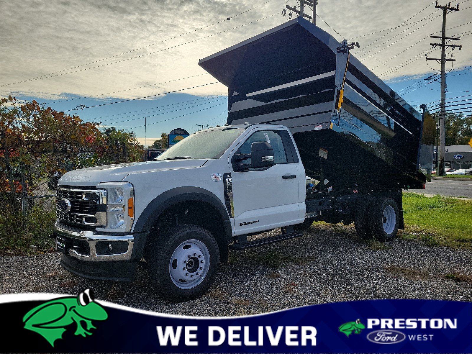 2023 Ford Super Duty F-550 XL