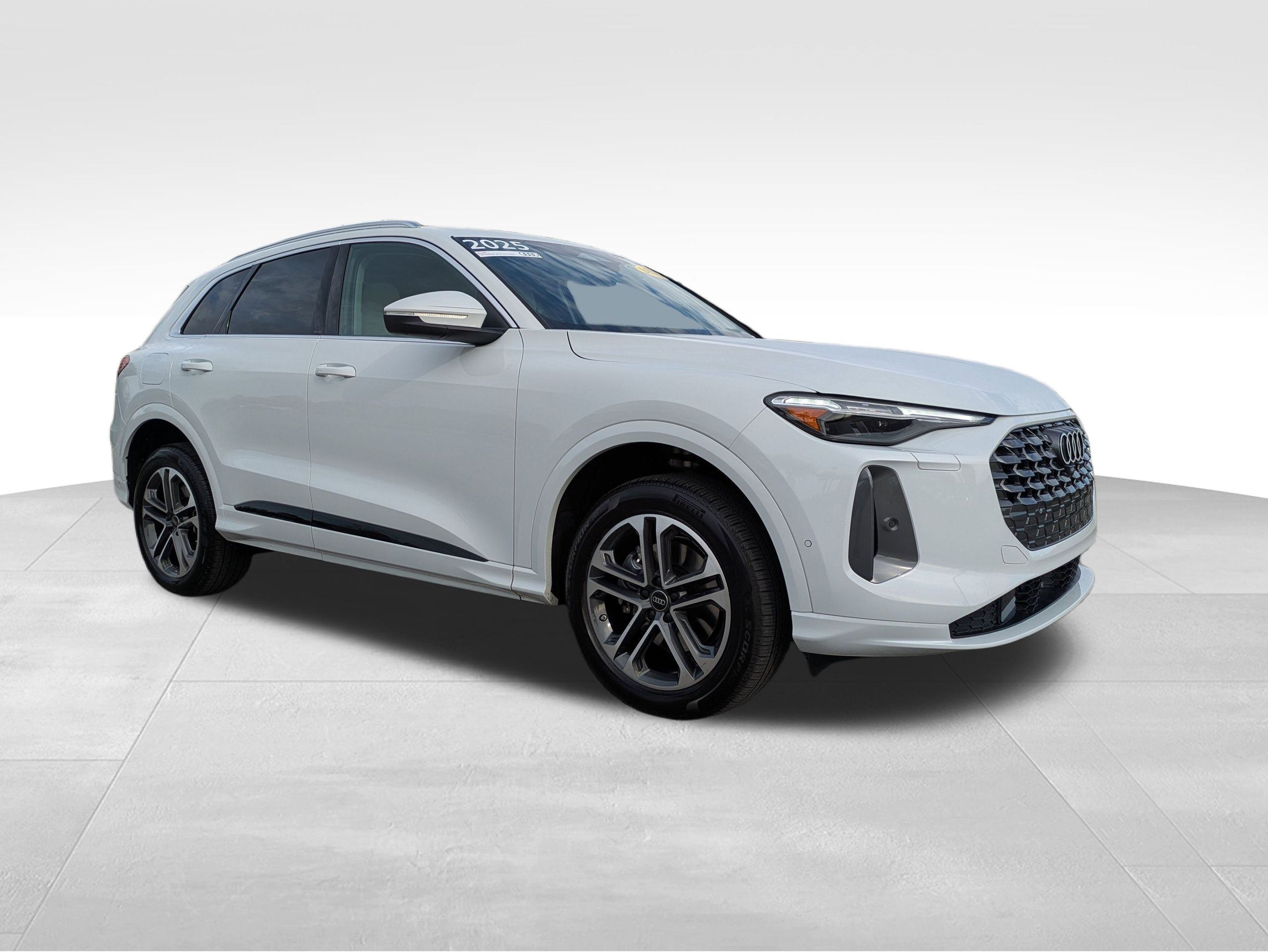 2025 Audi Q5 Premium Plus