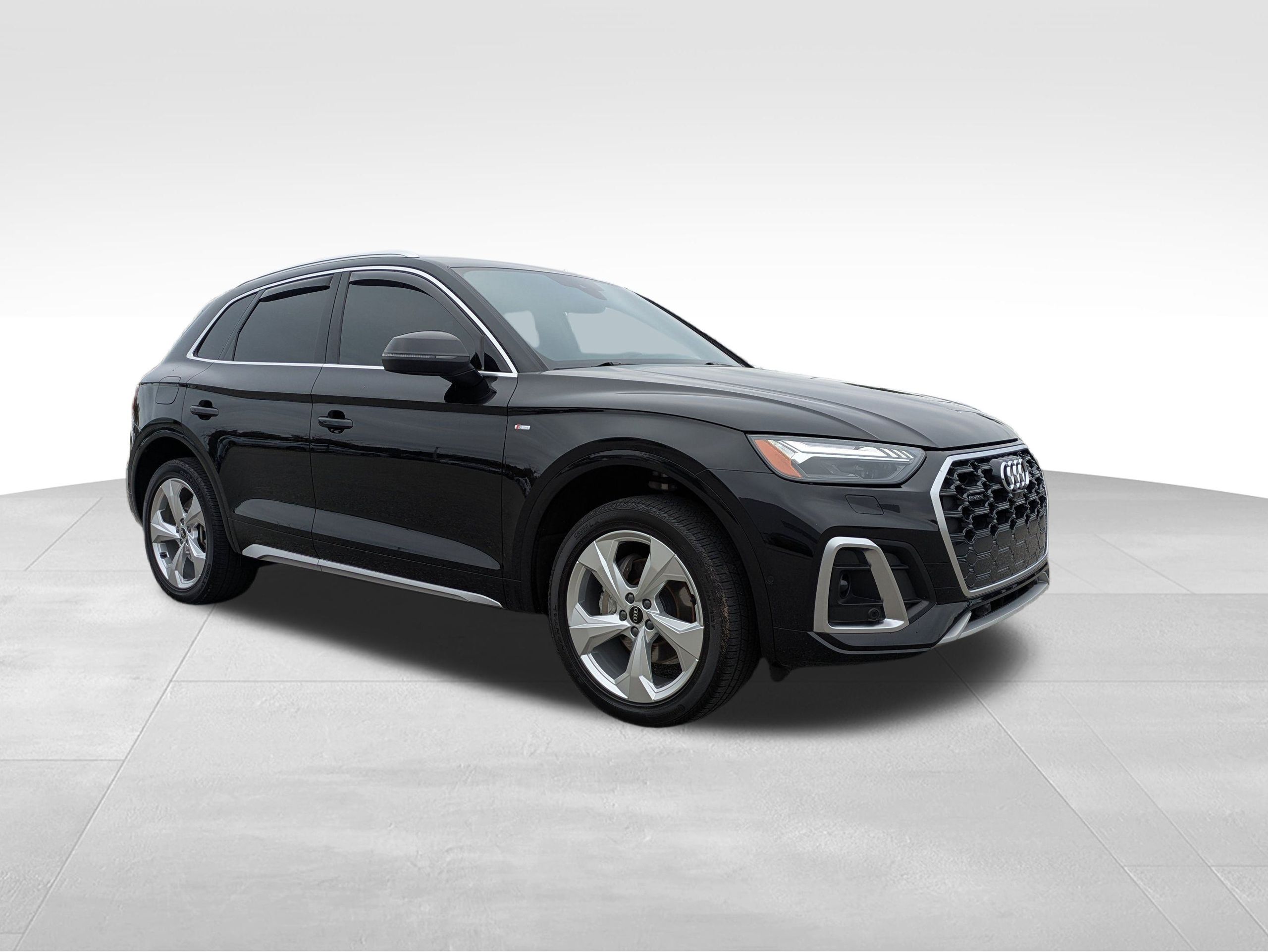 2022 Audi Q5 S line Prestige