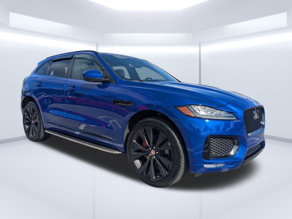 2018 Jaguar F-pace