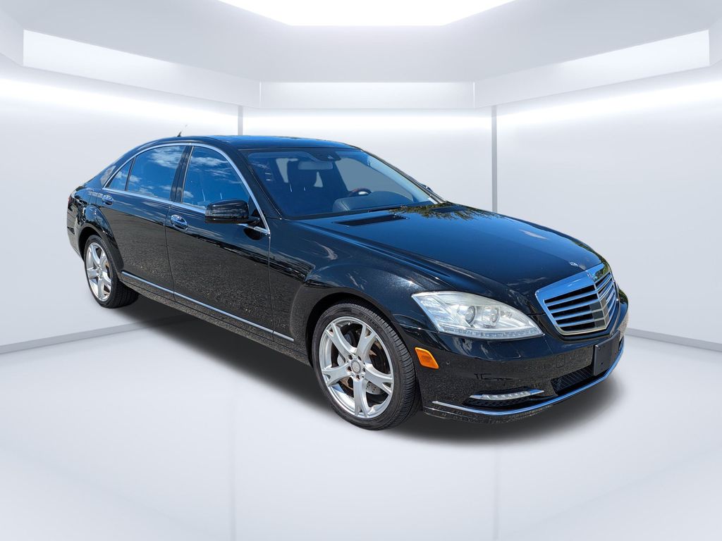2013 Mercedes-Benz S-Class