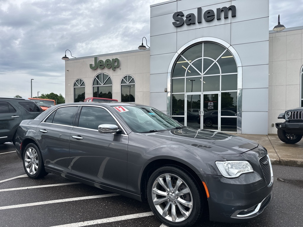 2017 Chrysler 300