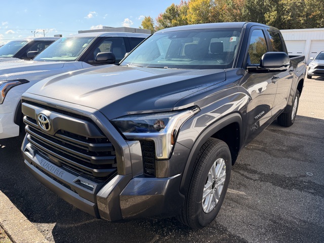 2026 Toyota Tundra 4WD SR5