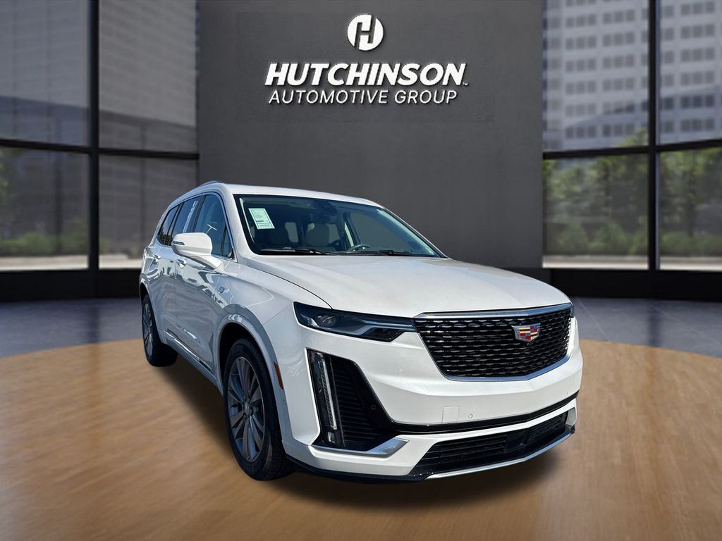 2023 Cadillac XT6