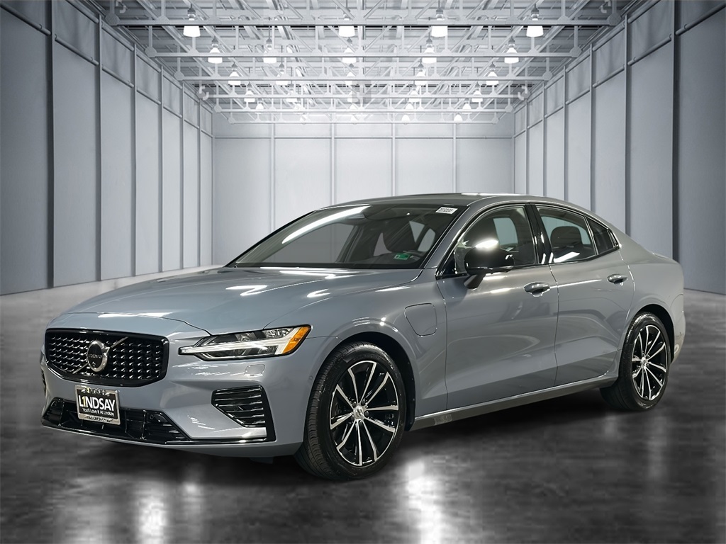 2024 Volvo S60 Recharge Plug-in Hybrid