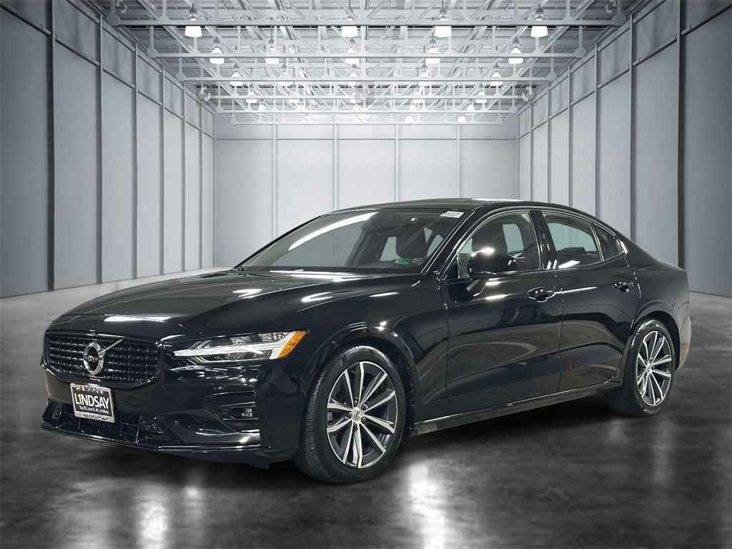 2022 Volvo S60