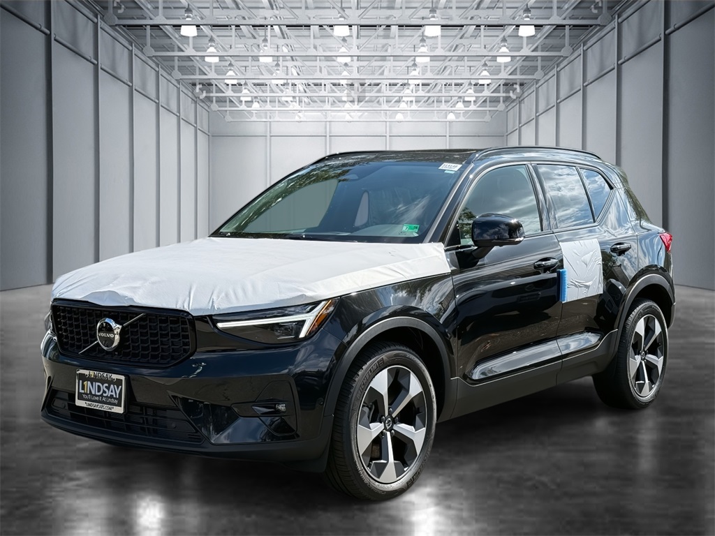 2026 Volvo XC40