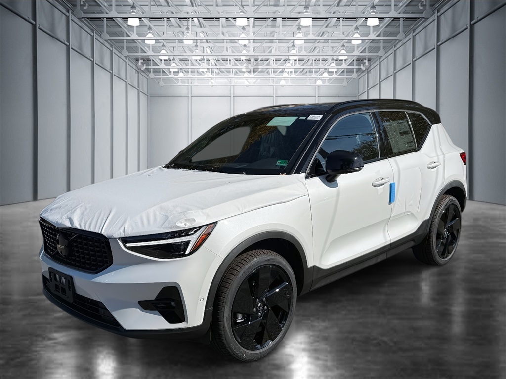 2026 Volvo XC40