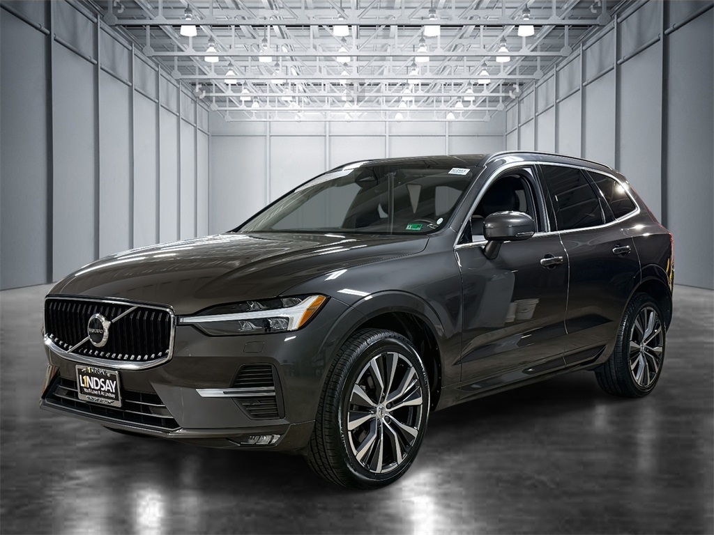 2022 Volvo XC60 B5 Momentum