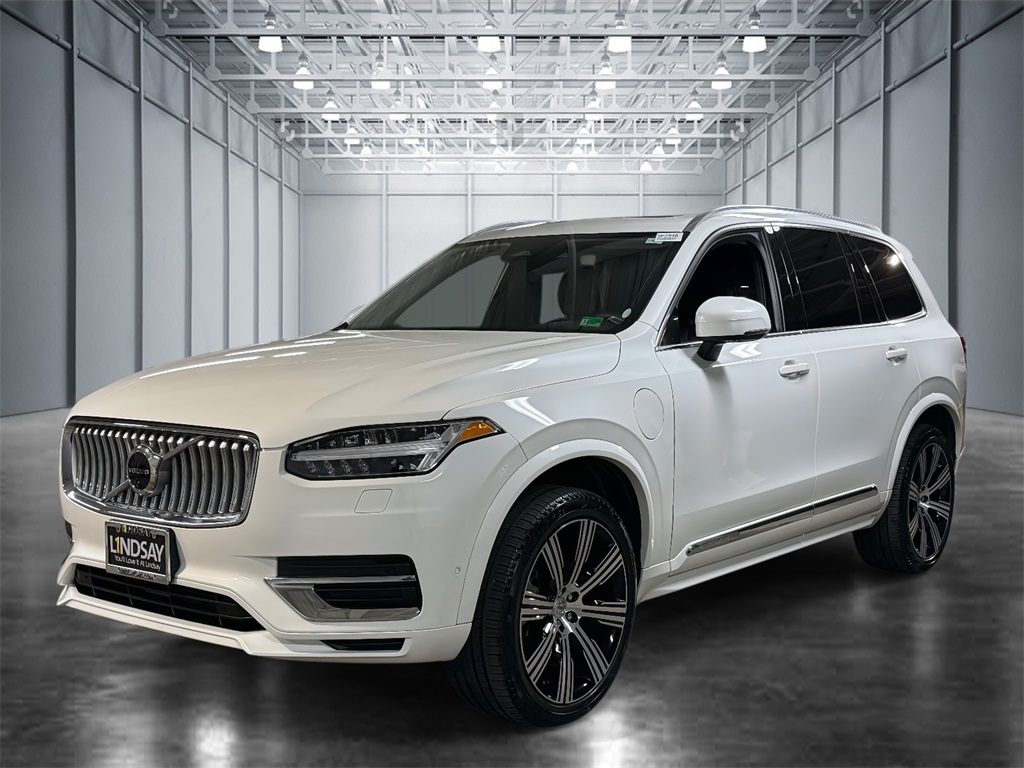 2023 Volvo XC90 Recharge Plug-In Hybrid T8 Plus 6 Passenger