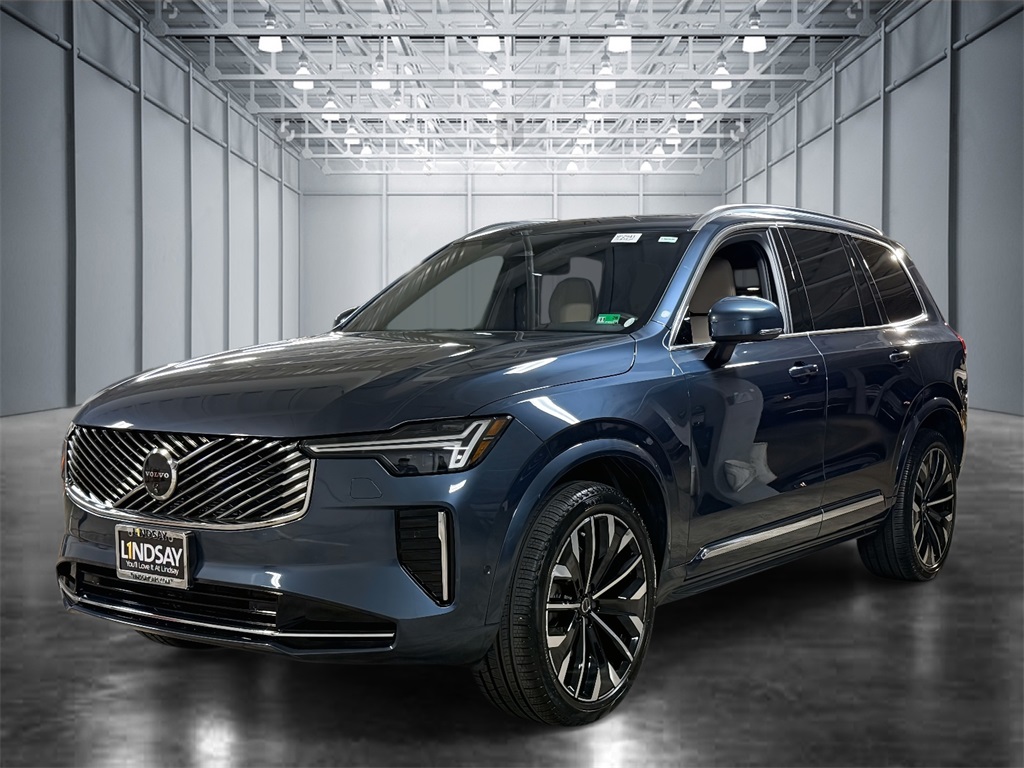 2025 Volvo XC90 B6 Plus 7-Seater