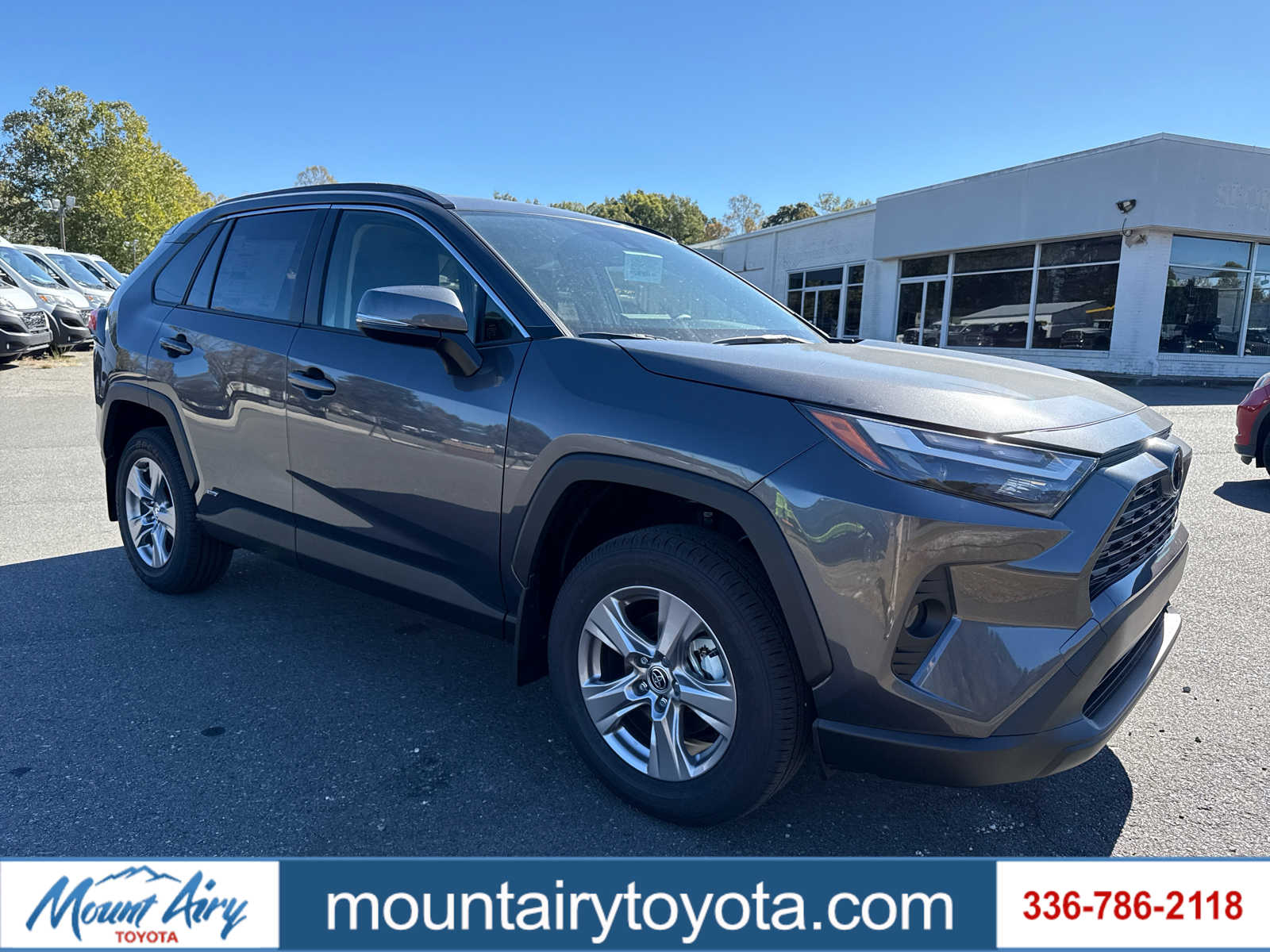 2025 Toyota RAV4 Hybrid XLE