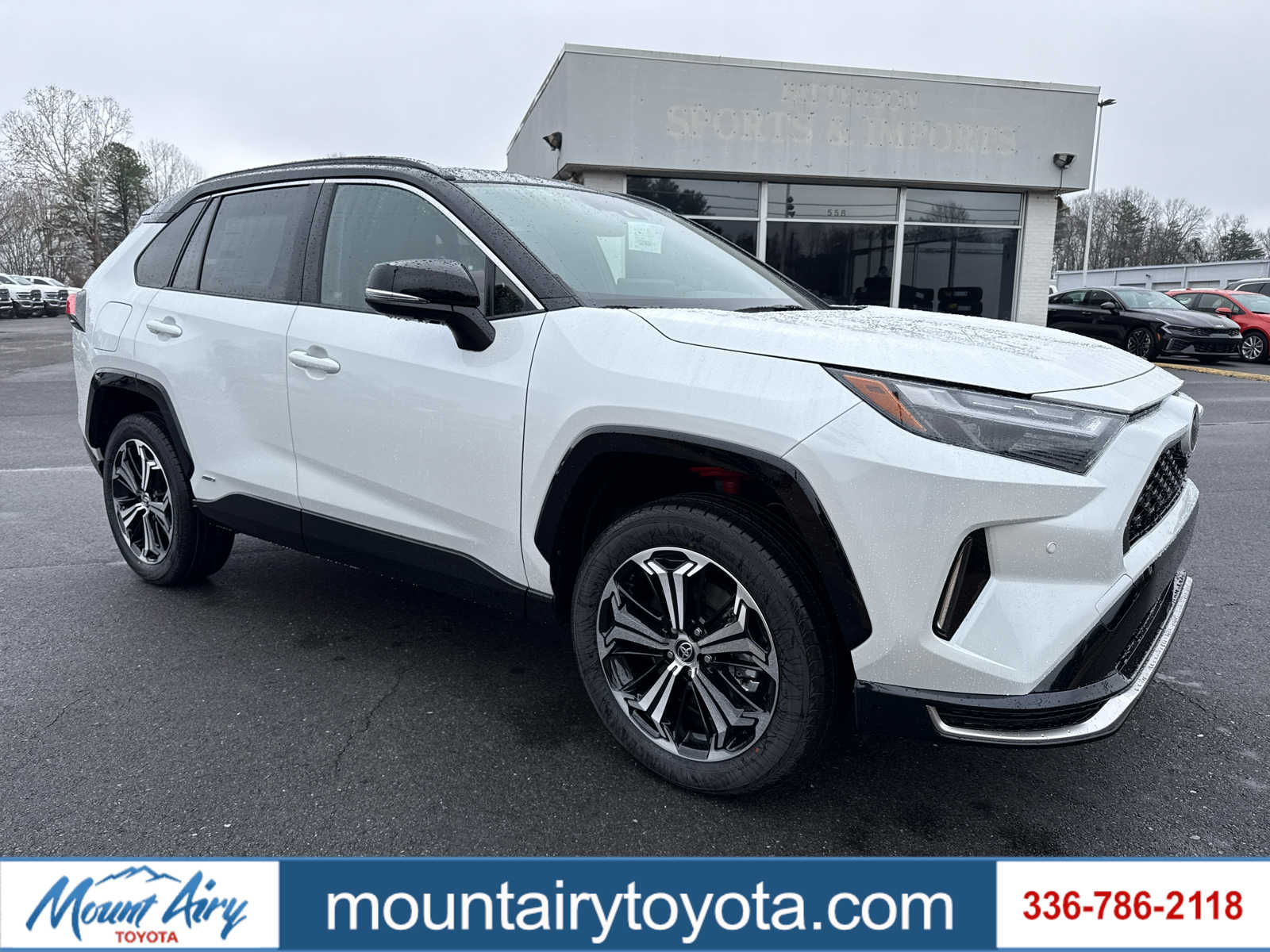 2025 Toyota RAV4 Plug-In Hybrid 