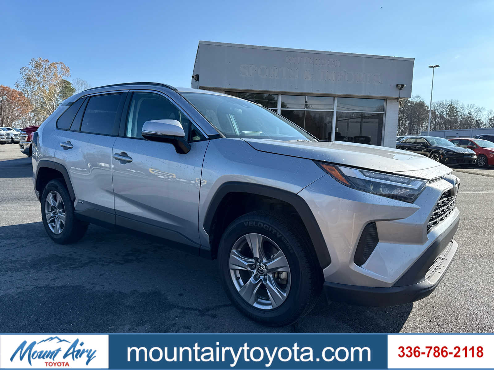 2024 Toyota RAV4 Hybrid XLE