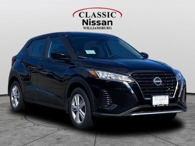 2025 Nissan Kicks Play