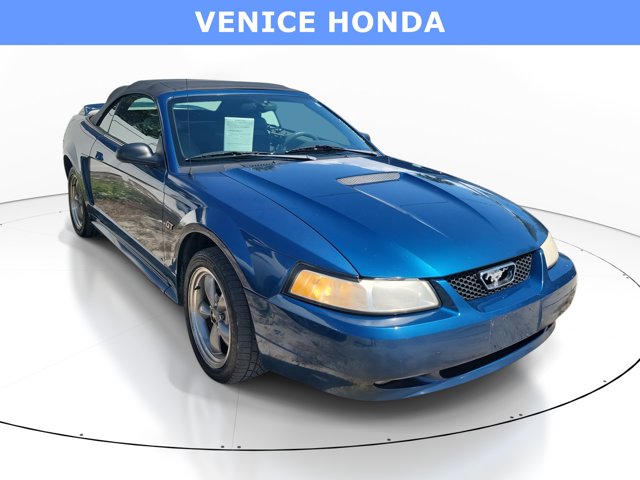 2000 Ford Mustang