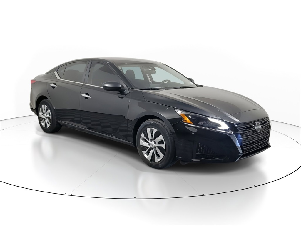 2025 Nissan Altima