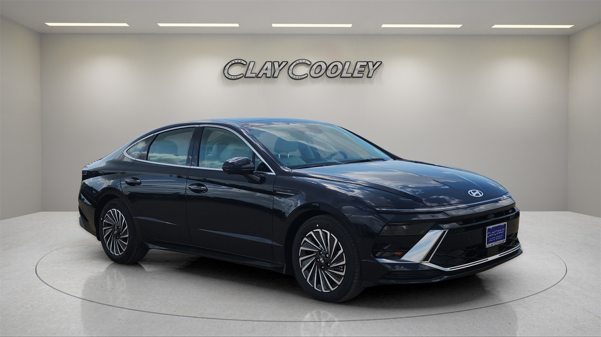 2025 Hyundai Sonata Hybrid