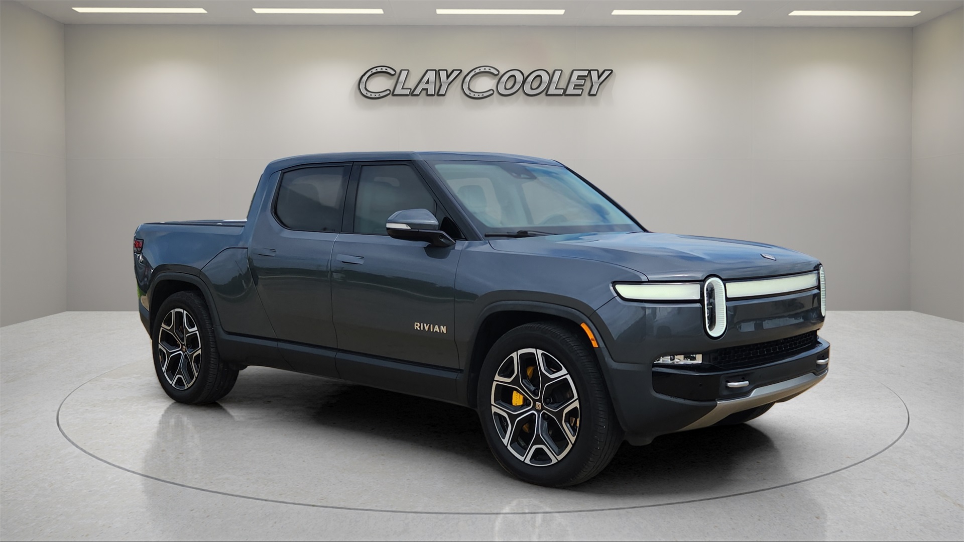 2022 Rivian R1t