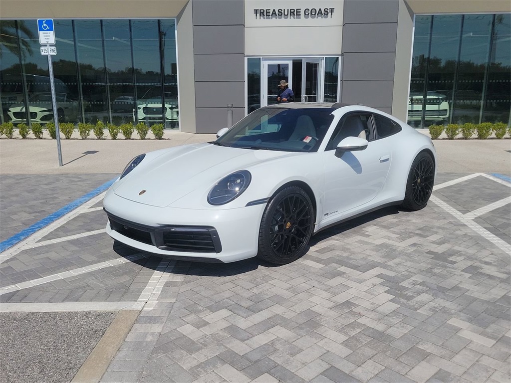 2022 Porsche 911