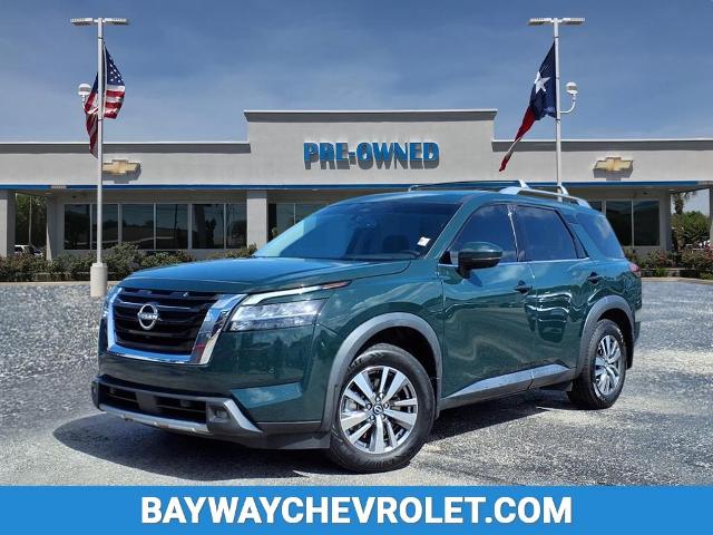 2022 Nissan Pathfinder